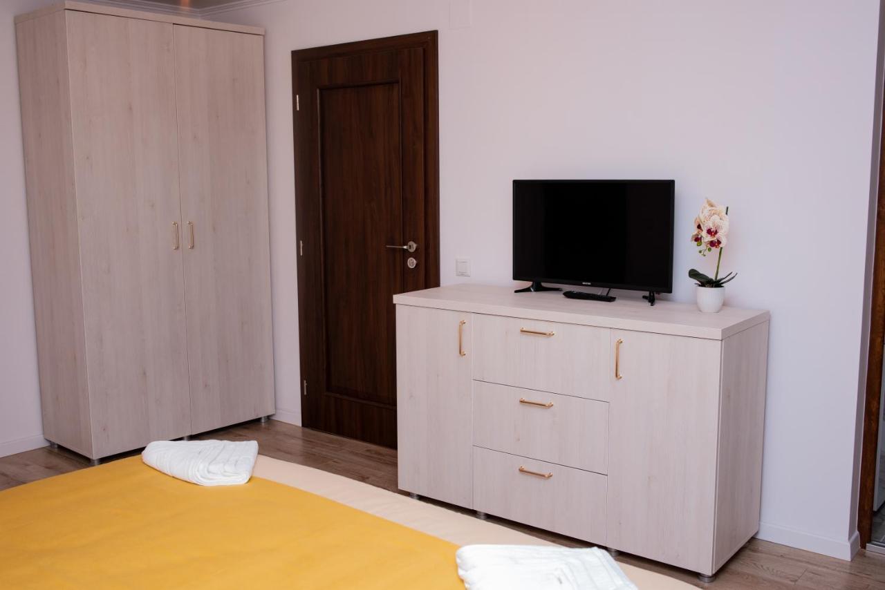 Casuta Doi Ponei Buşteni Exterior foto