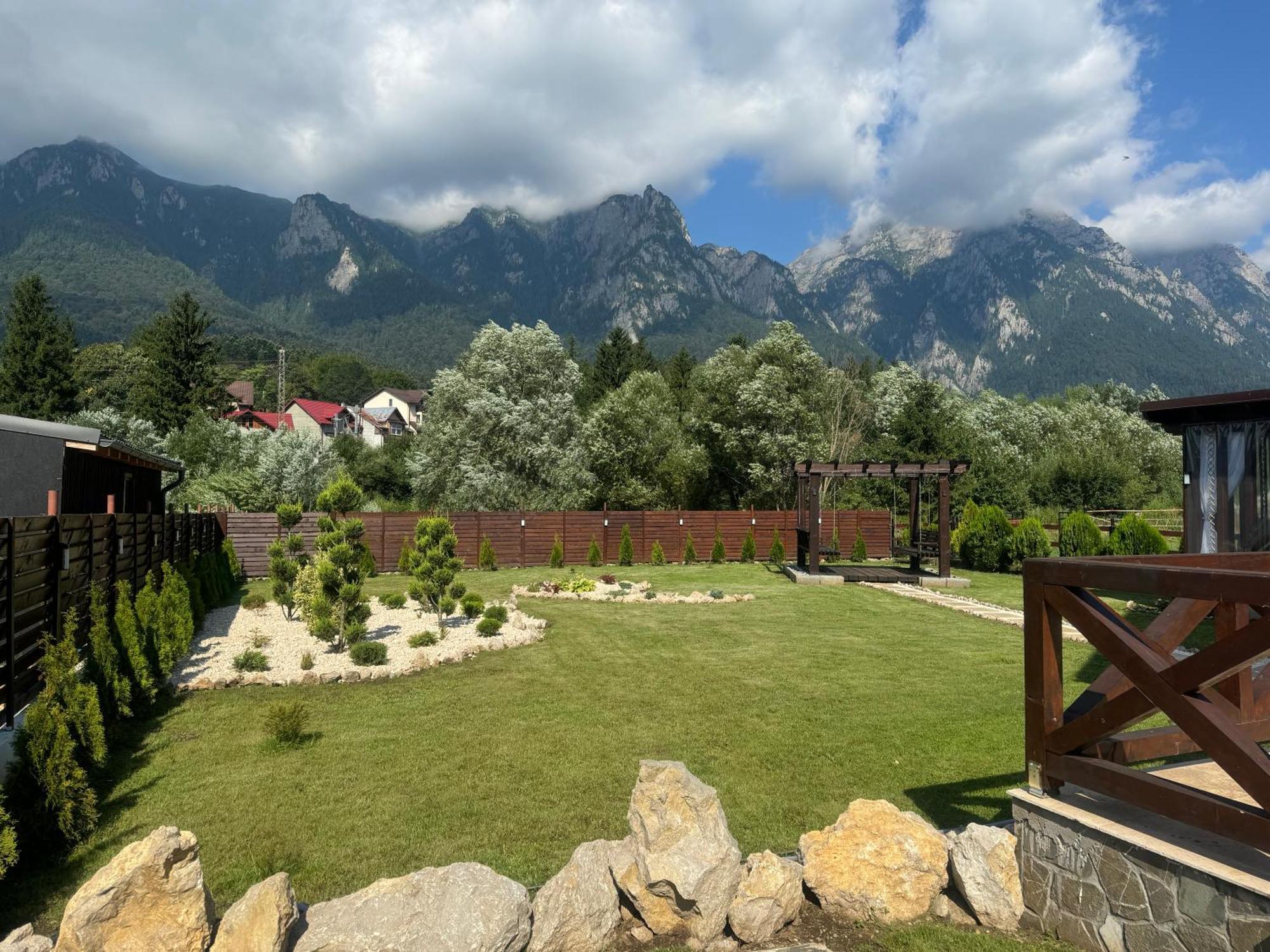 Casuta Doi Ponei Buşteni Exterior foto